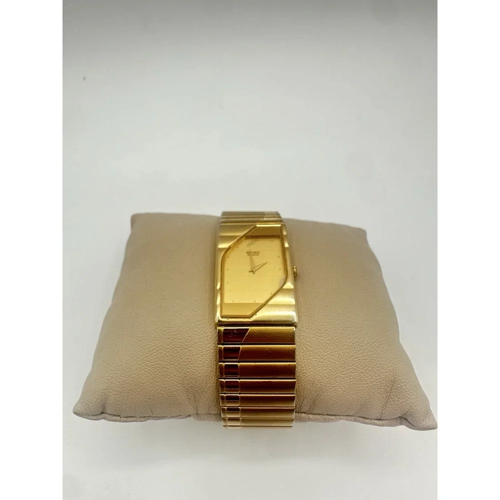 Vintage Seiko Quartz Gold Tone Half Moon  Dress Watch Japan 2100-1680 Unisex